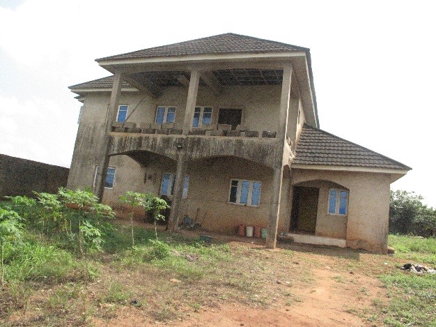 4 Bedroom Fully Detached House On 3 Plots Of Land Opposite New Redeem Auditorium At Shimawa